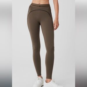 Alo Yoga Women’s Airbrush High-Waist Heart Throb Legging - Olive Tree/Black